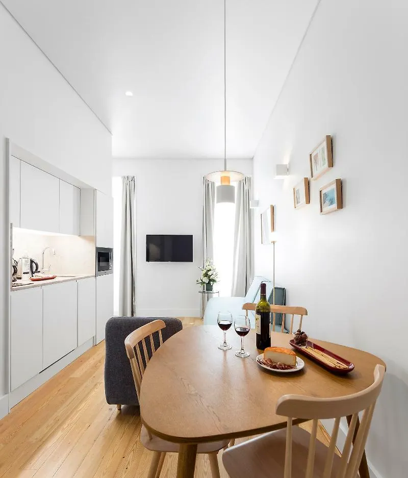 Lisbon Serviced Apartments Benformos